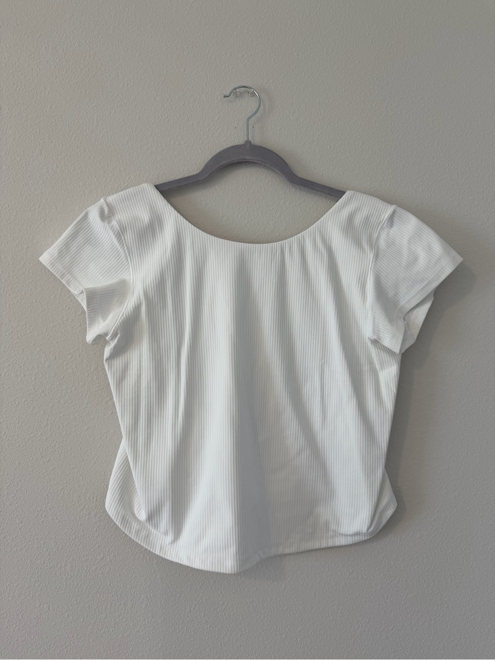 NWT Aerie Women’s White Ribbed Scoop Neck Short Sleeve Top